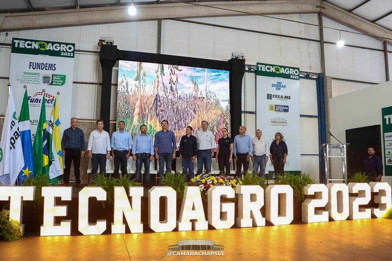 OS VEREADORES DE CHAPADÃO DO SUL MARCARAM PRESENÇA NA ABERTURA DA 25ª EDIÇÃO DA TECNOAGRO