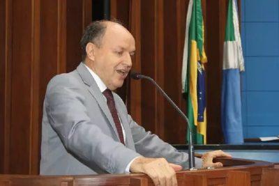 Após passar mal na Assembleia, deputado descobriu que está com covid pela 3ª vez