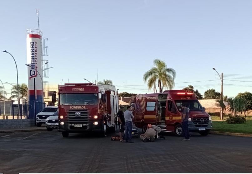 Colisão entre carro e moto na Avenida Tocantins