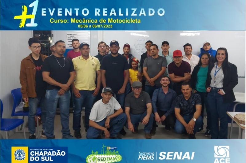 O Executivo Municipal através Secretaria de Assistência Social, por meio do CRAS Cerrado, promoveu, no dia 06 de julho, o 5º Arraiá do CRAS Cerrado.  A celebração, que contou com a participação de usuários acompanhados nos programas PAIF, Bolsa Família e Criança Feliz, proporcionou um momento de descontração aos convidados, com brincadeiras, bingo, sorteio de brindes e, é, claro, deliciosos pratos típicos.  Estiveram presentes a Secretária de Assistência Social- Maria das Dores Krug, e a Secretária Adjunta – Roseli Hartman, a Assistente Social do Órgão Gestor- Márcia Maria da Costa Lopes, a Coordenadora do Programa Criança Feliz- Eleise Alves dos Santos, a Coordenadora do CONVIVER- Zilda Aranha e a Assistente Social- Ana Paula, além da Coordenadora do Cadastro Único- Leila Lima.  A secretária de assistência social, Maria das Dores Zocal Krug, ressaltou a importância da realização do arraiá. “É um momento de descontração, de aproximar mais a população do serviço público, onde os usuários acompanhados pelo CRAS Cerrado se divirtam e aproveitem dos serviços oferecidos a eles.” Disse.  O evento aconteceu em parceira com o Programa Criança Feliz, com sua equipe elaborando pintura facial. Na oportunidade, representantes do SEDEMA estiveram presentes para uma breve explanação sobre empreendedorismo e parcerias planejadas com o CRAS Cerrado, como o curso de informática básica, a ser realizado entre os dias 24 e 27 de julho.  Ao final do evento, foram entregues lembrancinhas a todos os presentes.  Débora Araújo, coordenadora do CRAS Cerrado, agradece a presença de todos os usuários e autoridades que participaram do evento e, também, a todos que, direta ou indiretamente, contribuíram para a realização do 5º Arraiá.