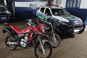 Dois jovens são detidos durante “Racha” de motos em frente à UFMS de Chapadão do Sul