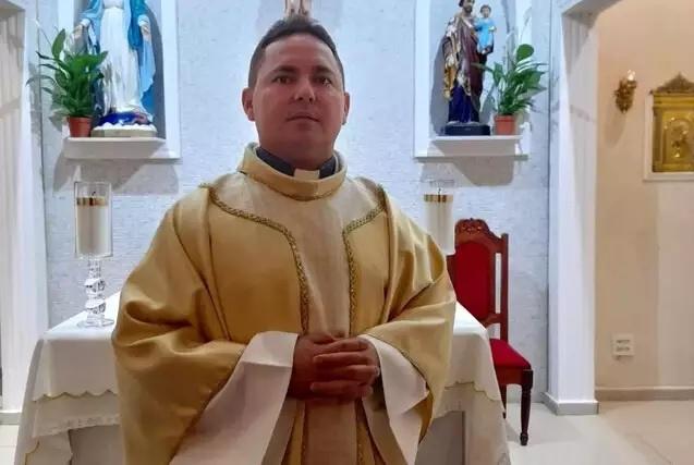 Padre é preso em MS por atacar mulher armado