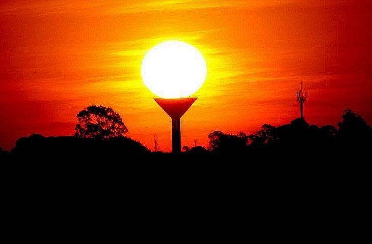 Com máximas que podem chegar aos 44°C, névoa seca predomina nesta terça no estado