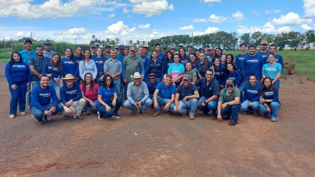 Colaboradores e estagiários da Fundação Chapadão participam de treinamento sobre segurança do trabalho