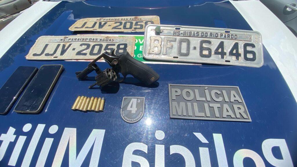 Ação de policial de folga resulta na prisão de indivíduos envolvidos em plano criminoso em Chapadão do Sul