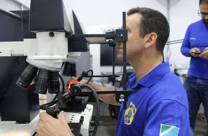 Alta tecnologia é aliada da Polícia Científica de MS na resolução de crimes com armas de fogo