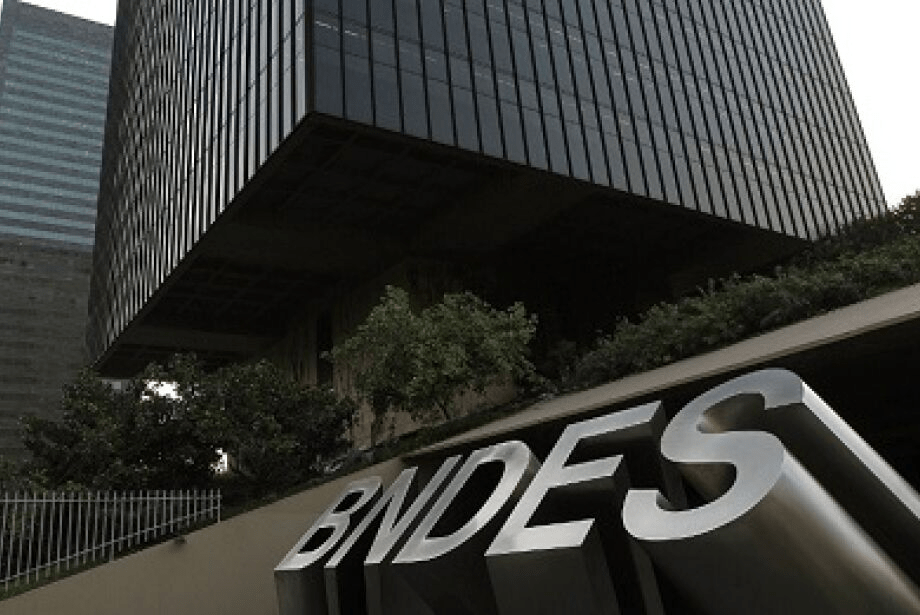 BNDES abrirá concurso com 150 vagas e salário de R$ 20,9 mil
