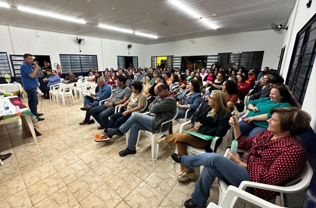 Jocelito garante reajuste salarial para professores em Janeiro