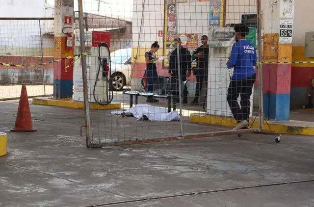 Homem morre de overdose ao chegar em posto de gasolina