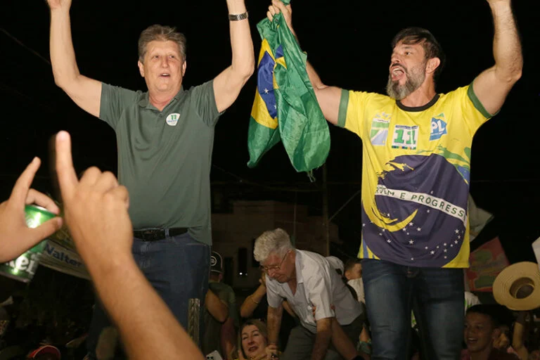 Walter Schlatter vence em Chapadão do Sul e Júnior Teixeira é o campeão de votos entre os vereadores