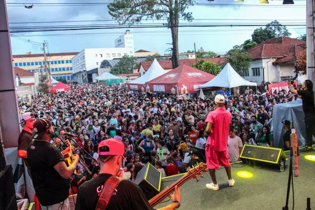 Entenda por que todo ano o Carnaval muda de data e veja programação