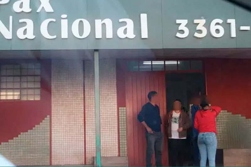 Irmão de 11 anos encontrou bebê afogado em balde e gritou pelo padrasto