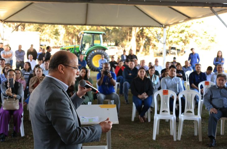 Tratores fortalecem agricultura familiar e promovem inclusão produtiva em 12 municípios de MS