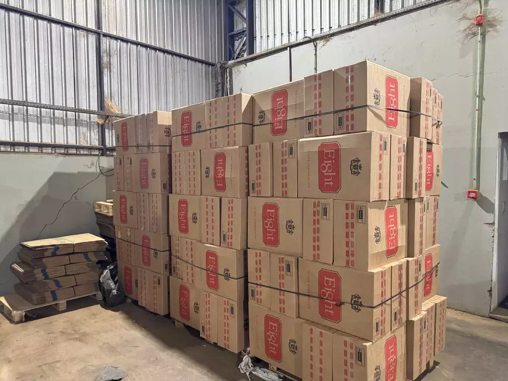 Paraguaios eram mantidos escravos em fábrica de cigarros clandestina