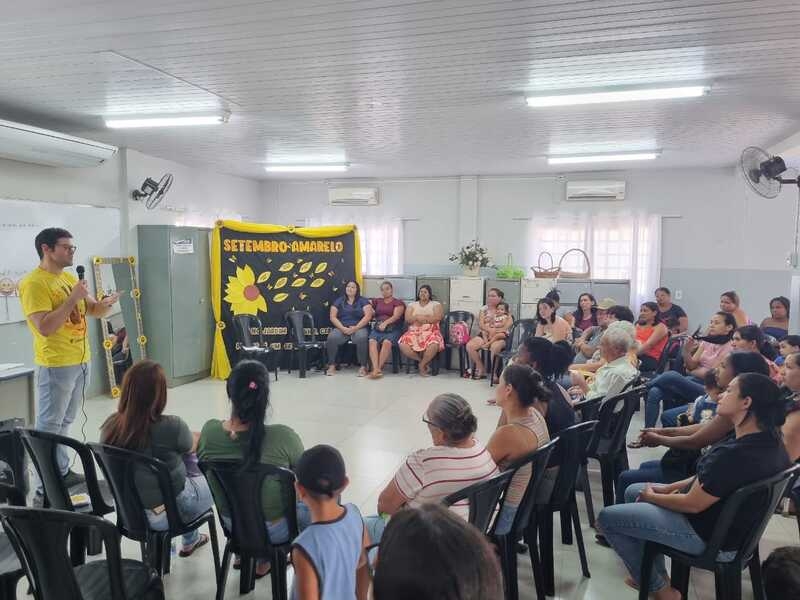 Prefeitura promove ação de conscientização em alusão ao Setembro Amarelo no CRAS Parque União