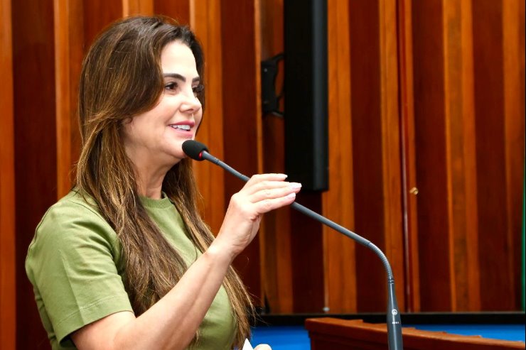 Mara Caseiro solicita van para transporte de atletas de Figueirão