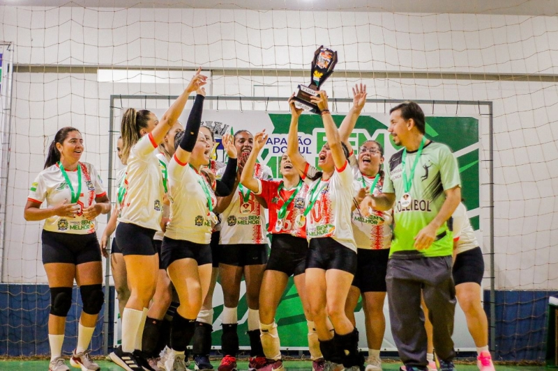 SEMEJUL é campeã da Copa das Secretarias de Vôlei 2025