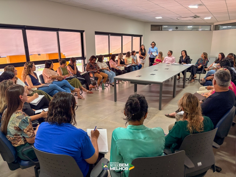 Reunião com novos gestores escolares marca alinhamento para o ano letivo de 2026