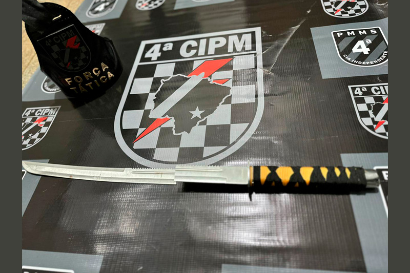 Homem fere outro com espada japonesa em Chapadão do Sul
