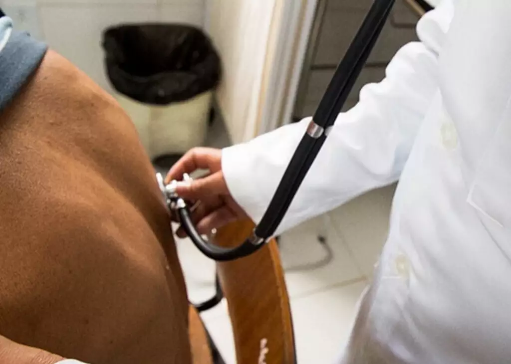 Justiça libera notas e exame revela péssimo desempenho de faculdades de Medicina