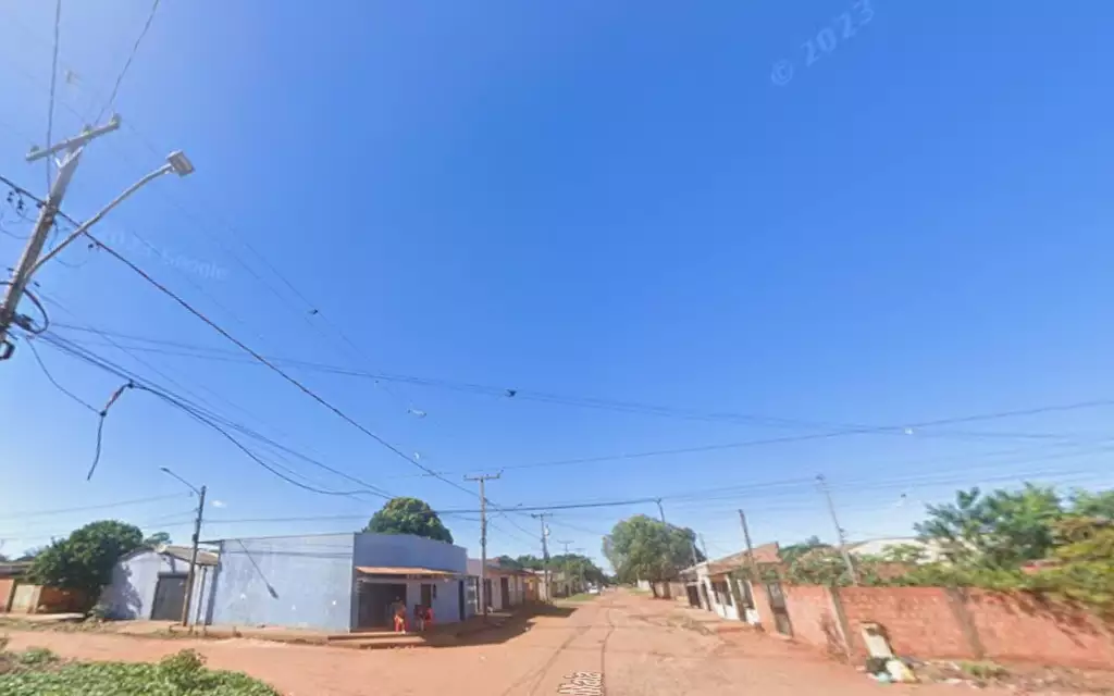 Motociclista finge queda e executa rapaz com mais de 30 tiros