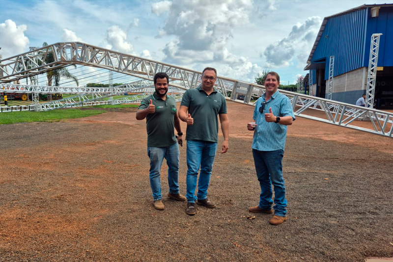 Instalações de estandes aumentam a expectativa para início da TecnoAgro 2026 da Fundação Chapadão