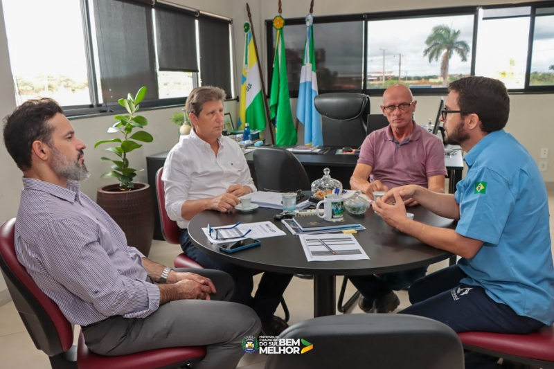 Prefeitura e Sanesul alinham ações para avanço das obras de esgoto nos bairros Esplanada I e II