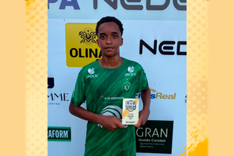 Ex-aluno da Escolinha da Serc brilha pelo Chapecoense em copa no Rio Grande do Sul