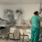 Sem ar condicionado há 6 dias, adolescente sofre com infecção hospitalar no Hospital Regional