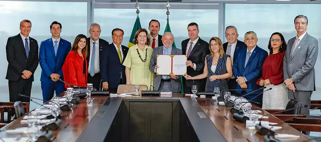 Lula dá aval para MS investir R$ 1,2 bilhão e modernizar 730 km de rodovias