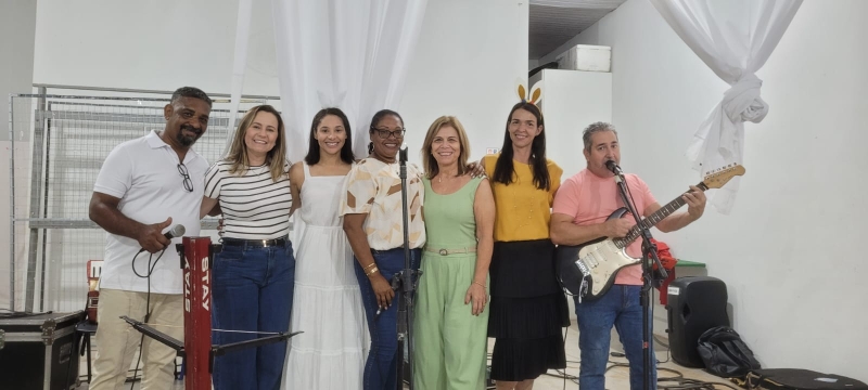 Baile temático de Páscoa reúne cerca de 180 pessoas da melhor idade no Conviver