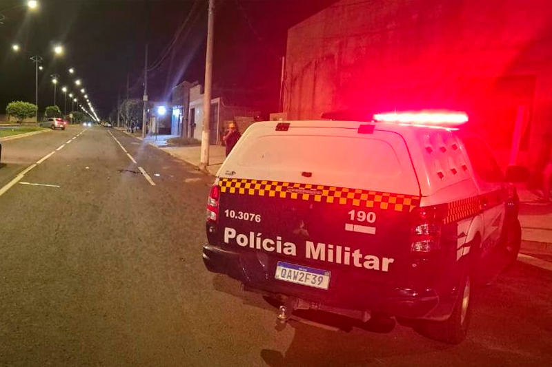 Adolescente causa acidente com carro em Costa Rica