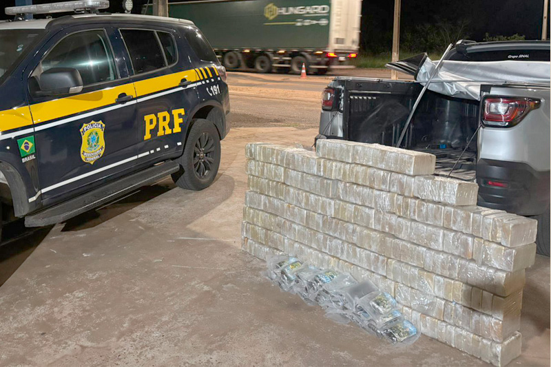 PRF apreende 321 Kg de cocaína e haxixe em Água Clara (MS)