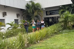 Bebê some após mãe adolescente ir à casa de mulher que conheceu na internet