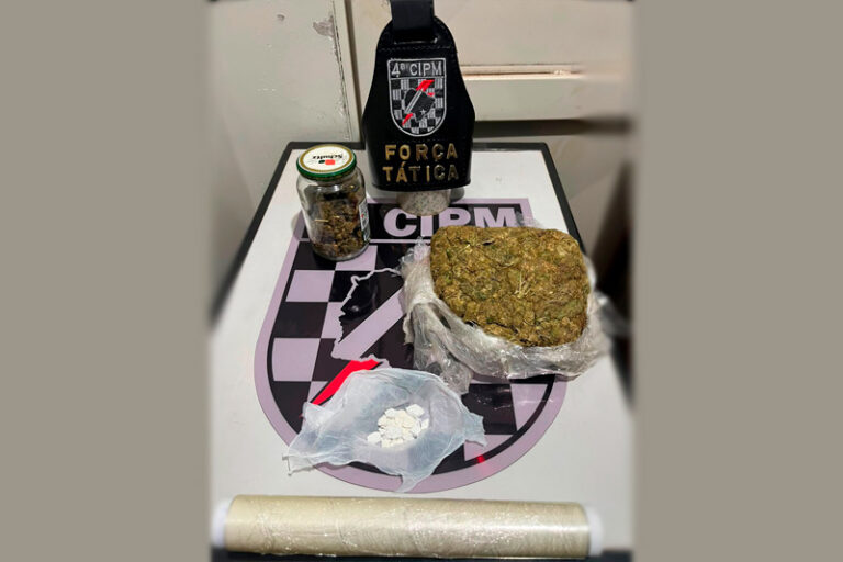 PM apreende mais de 440g de drogas e prende homem por tráfico em Chapadão do Sul