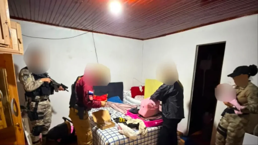 Bebê resgatada na fronteira de MS deve chegar a Campo Grande nesta segunda