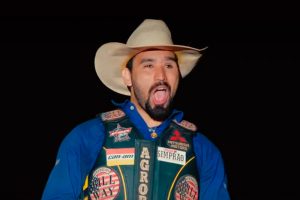 Cassilandense Cléber Henrique Marques vence a segunda etapa da PBR Brazil 2027 em Caldas Novas