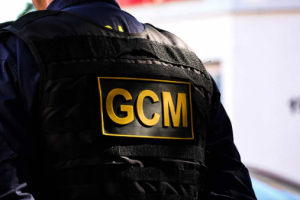 Suspeito saca faca contra GCM e termina baleado no peito em Campo Grande